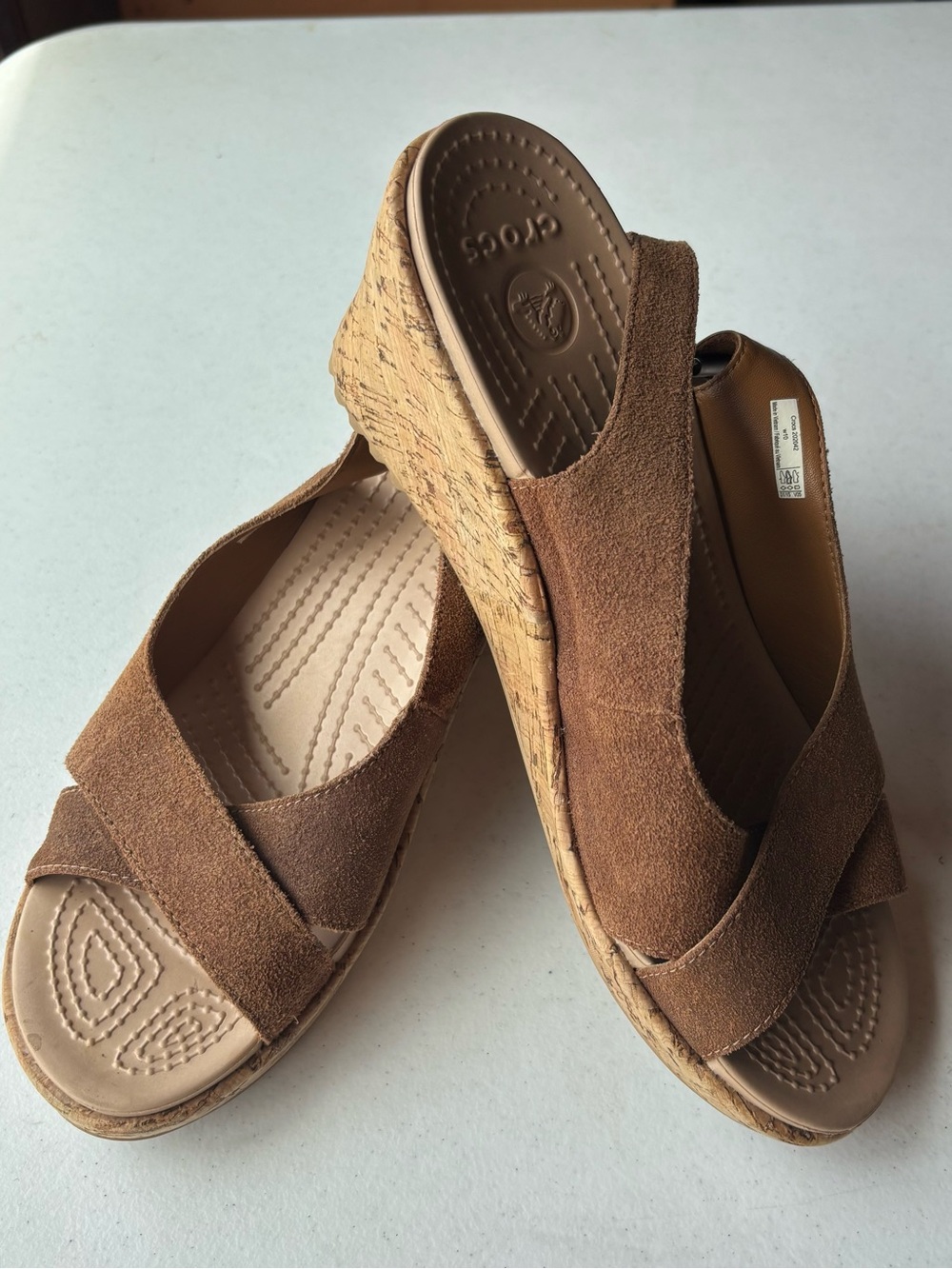 Crocs A-Leigh Leather Suede Wedge Sandals WMN SZ 10 Brown Cork Slingback 202042